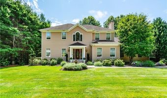 38 Mark Dr, Lincoln, RI 02865