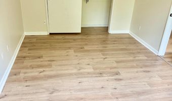 4903 AMERICANA Dr T7, Annandale, VA 22003