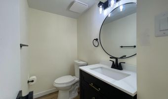 5236 POOKS HILL Rd D-23, Bethesda, MD 20814