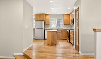 595 Elizabeth Ave, Ashland, OR 97520