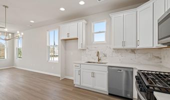 249 10th St, Auburn, GA 30011