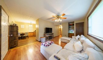 65 Oak St, Ash Flat, AR 72513