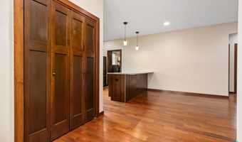 301 S Spring Pl, Brandon, SD 57005