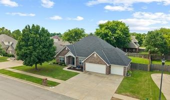 5812 Woodland Rd, Bartlesville, OK 74006