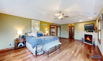 1535 S Douglas Ave, Arlington Heights, IL 60005