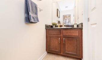 225 W Oakbrook Dr, Ann Arbor, MI 48103