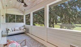 5 Berkeley Ct, Bluffton, SC 29910