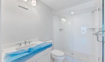 805 21st St, Avalon, NJ 08202