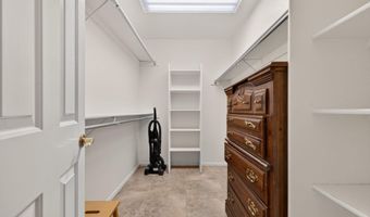 1831 E Lindrick Dr, Chandler, AZ 85249