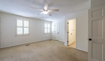 477 Kingswood Ct, Albany, GA 31707