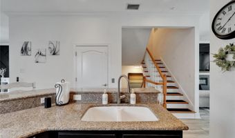 6412 MAYRA SHORES Ln, Apollo Beach, FL 33572