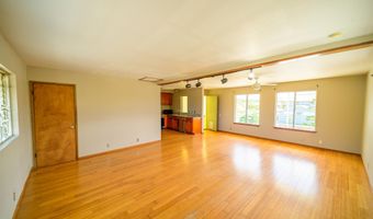 148 HOOMOKU St, Kahului, HI 96732