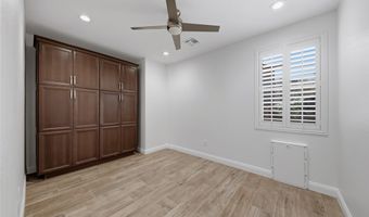 5301 Fairbranch Ln, Las Vegas, NV 89135