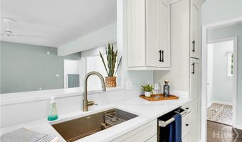12 Amberwood Cir, Savannah, GA 31405