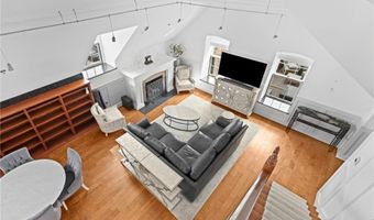1000 Chapel View Blvd 313, Cranston, RI 02920
