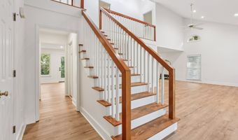 10630 Timberstone Rd, Alpharetta, GA 30022