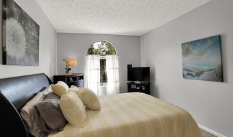 9394 Golden Leaf Way, Indianapolis, IN 46260
