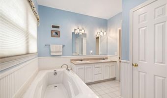 200 Wickford Point Rd, North Kingstown, RI 02852