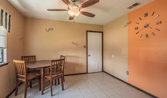 612 HONEYLOCUST St, Bloomfield, NM 87413