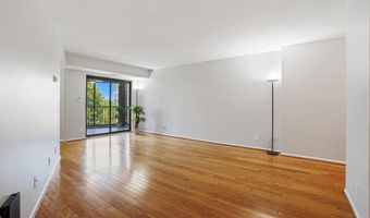 5904 MOUNT EAGLE Dr 711, Alexandria, VA 22303
