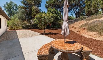 1650 Silver Tree Ln, Escondido, CA 92026