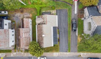 211 School St, Bennington, VT 05201