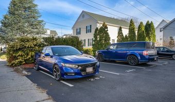 28 Pine St C, Attleboro, MA 02703