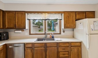 1304 7th St NW, Altoona, IA 50009