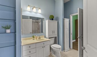 181 E REED Ave 411, Alexandria, VA 22305