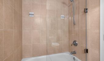 4714 8TH St S, Arlington, VA 22204