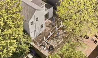 5 Division St, Newport, RI 02840