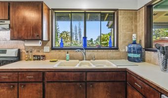 145 S Holokai Rd, Haiku, HI 96708