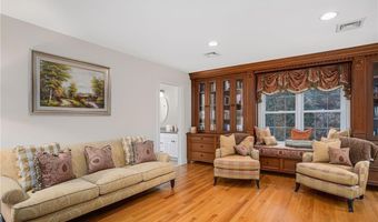 20 Bailey Blvd, East Greenwich, RI 02818