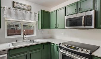 4701 LONG BRANCH Loop, Cheyenne, WY 82001