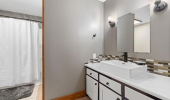 6807 Ridgeview Dr, Blackhawk, SD 57718