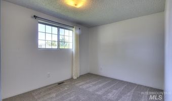 2916 Iowa Ave, Caldwell, ID 83605
