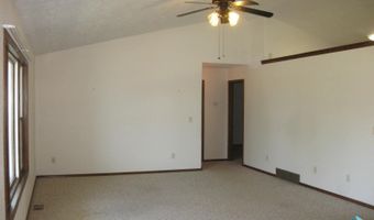 525 Valley View Ave, Baltic, SD 57003