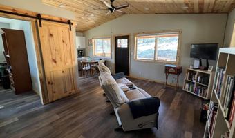 29325 Goldfinch Dr, Bonanza, OR 97623