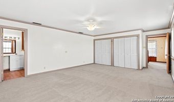 6592 Cooksey, Adkins, TX 78101