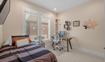5307 MERRIAM St, Bethesda, MD 20814