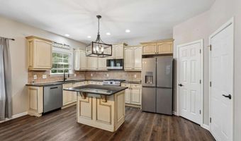 148 Gemstone Ln, Acworth, GA 30101