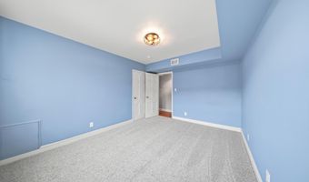 26 S OLD GLEBE Rd 203-B, Arlington, VA 22204