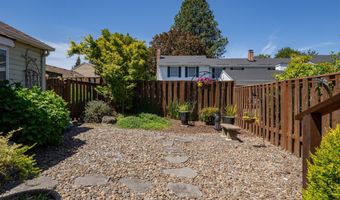 4808 SW WEMBLEY Pl, Beaverton, OR 97005