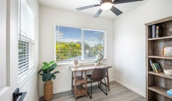 368 S Kalaheo Ave, Kailua, HI 96734