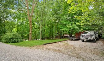 3250 N Shamrock Ln, Birdseye, IN 47513