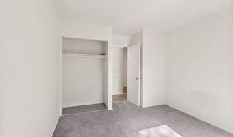 3378 WOODBURN Rd 11, Annandale, VA 22003