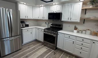1620 E Elm St, Algona, IA 50511