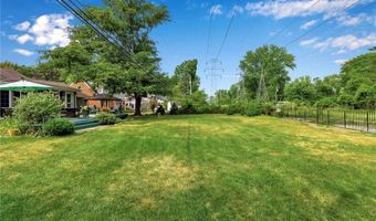 75 Jordan Rd, Amherst, NY 14221