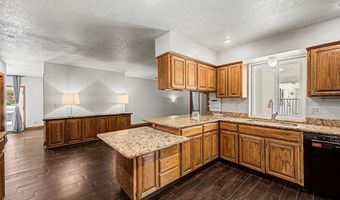2320 W HARRISON St, Chandler, AZ 85224