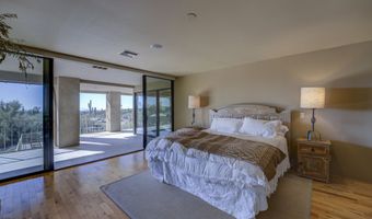 2003 E SMOKETREE Dr, Carefree, AZ 85377